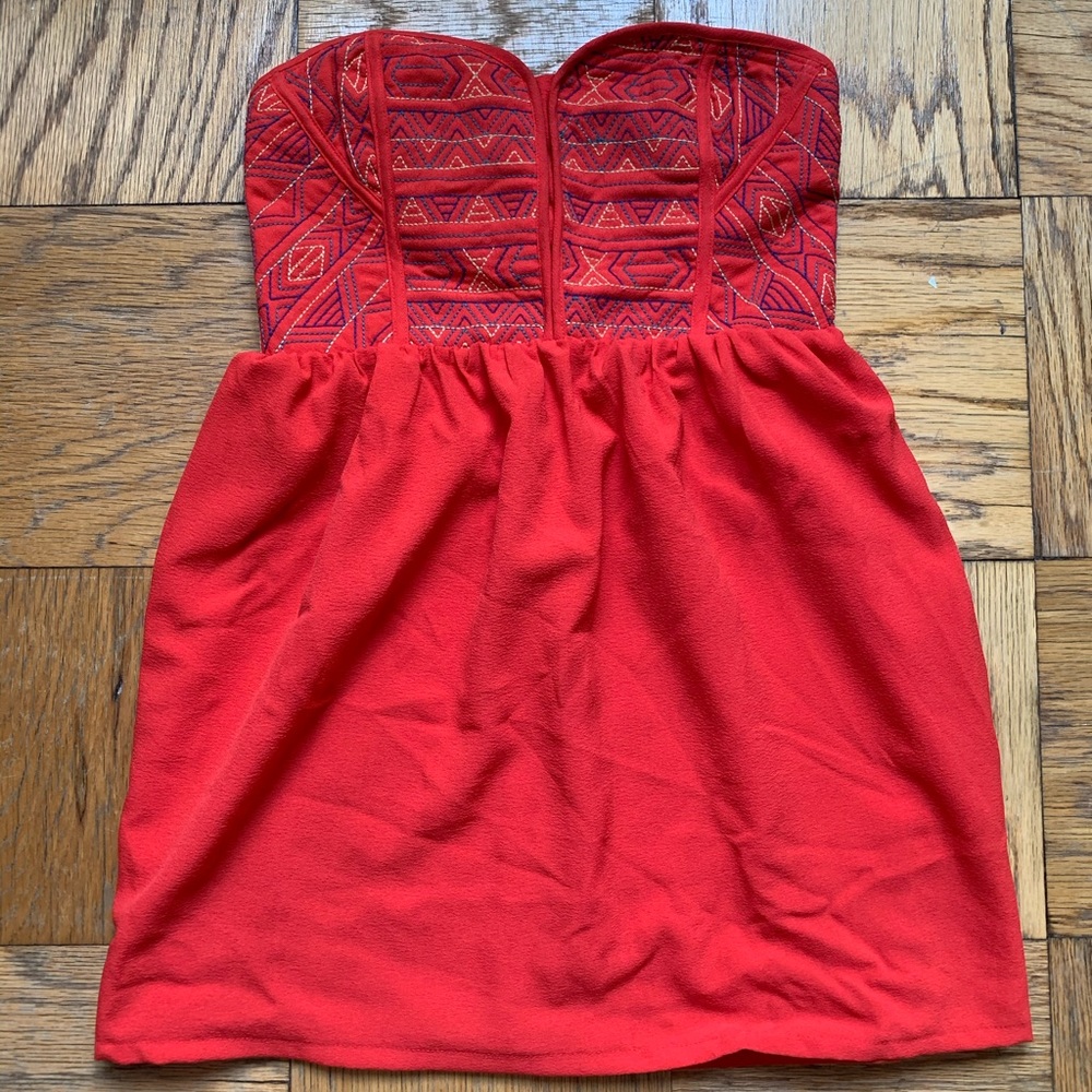 Red Aztec pattern small strapless dress